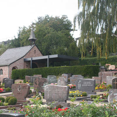 Friedhof Zewen mit Kapelle