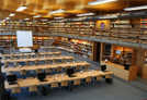 Lesesaal der Wissenschaftlichen Bibliothek der Stadt Trier